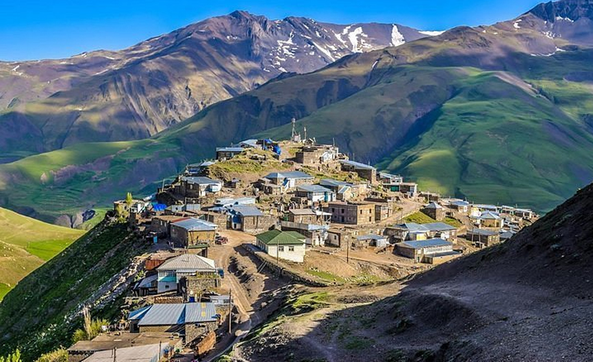 Guba & Khinalig Tour