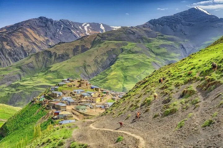  Guba & Khinalig Tour